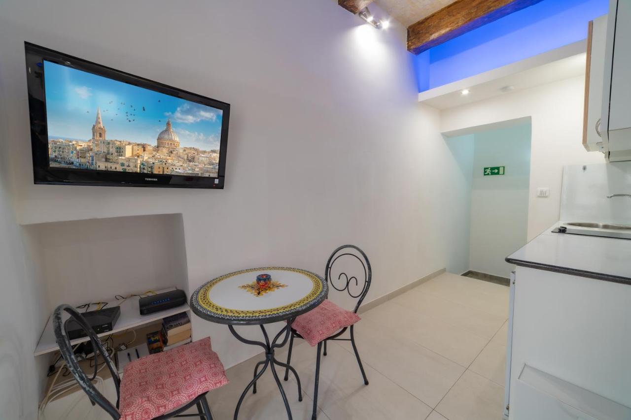Jbo - In The Heart Of Valletta Apartment ภายนอก รูปภาพ